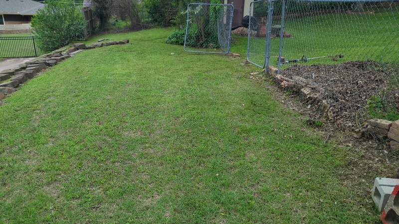 Right of way well mowed and trimmed.